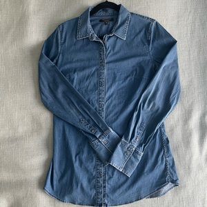 Banana Republic denim fitted shirt. Size 10 tall.